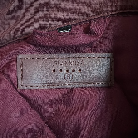 Like New Blank NYC Cropped Quilted Shirt Jacket - Picture 3 of 4